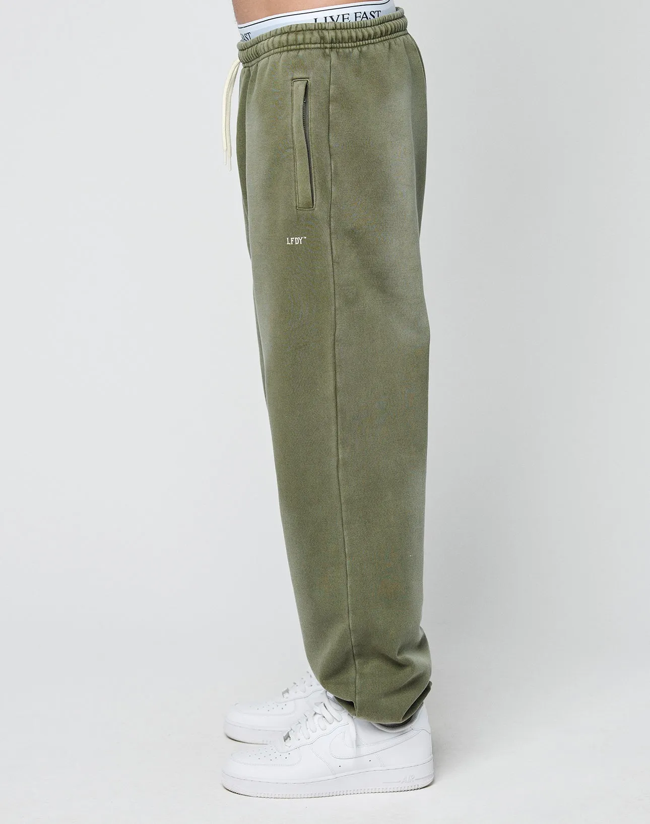 Basic Loose Jogger sold by Live Fast Die Young product image thumbnail 4