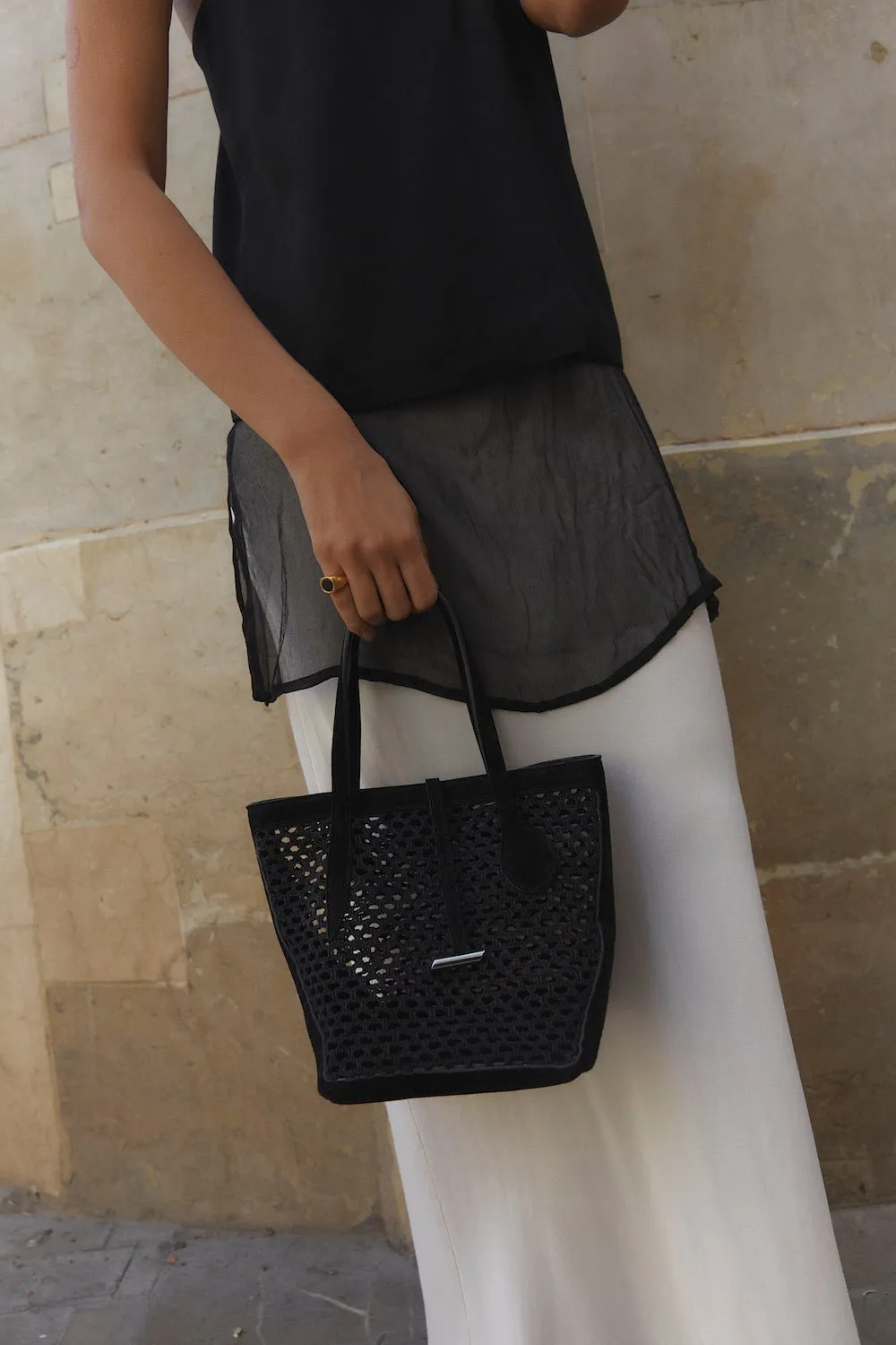 LITTLE LIFFNER◆SPROUT TOTE MINI BLACK CROCHET Sprout Tote Mini Black Crochet - 40% off | Parallel