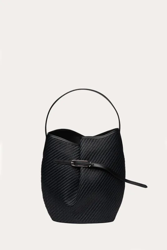 Belted Bucket Bag Large Black Raffia made by Liffner