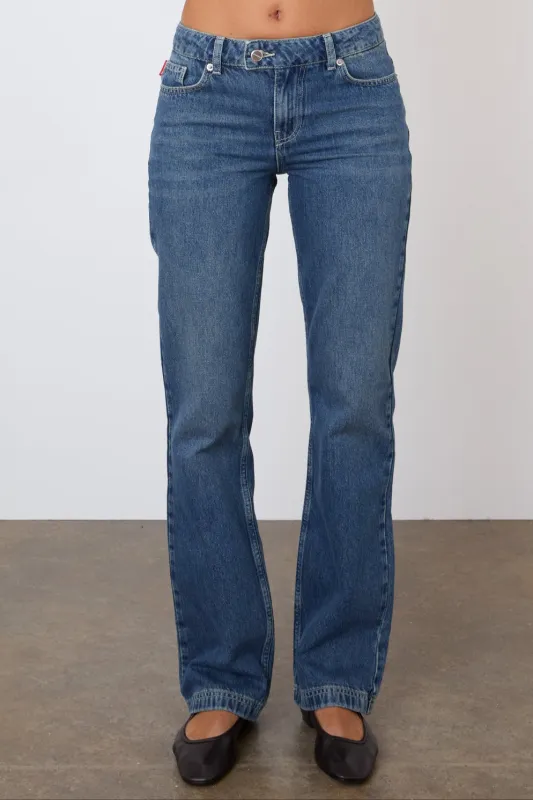 The Gigi Denim Slim Leg Jeans, Fade sold by Peachy Den