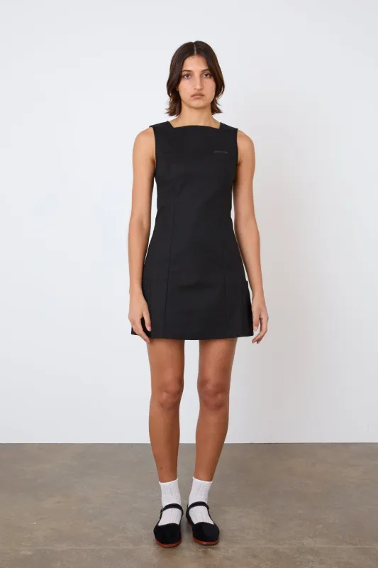 【PEACHY DEN】Romy Mini Dress ブラック Peachy Den Women's Romy Mini Dress in Onyx Peachy Den