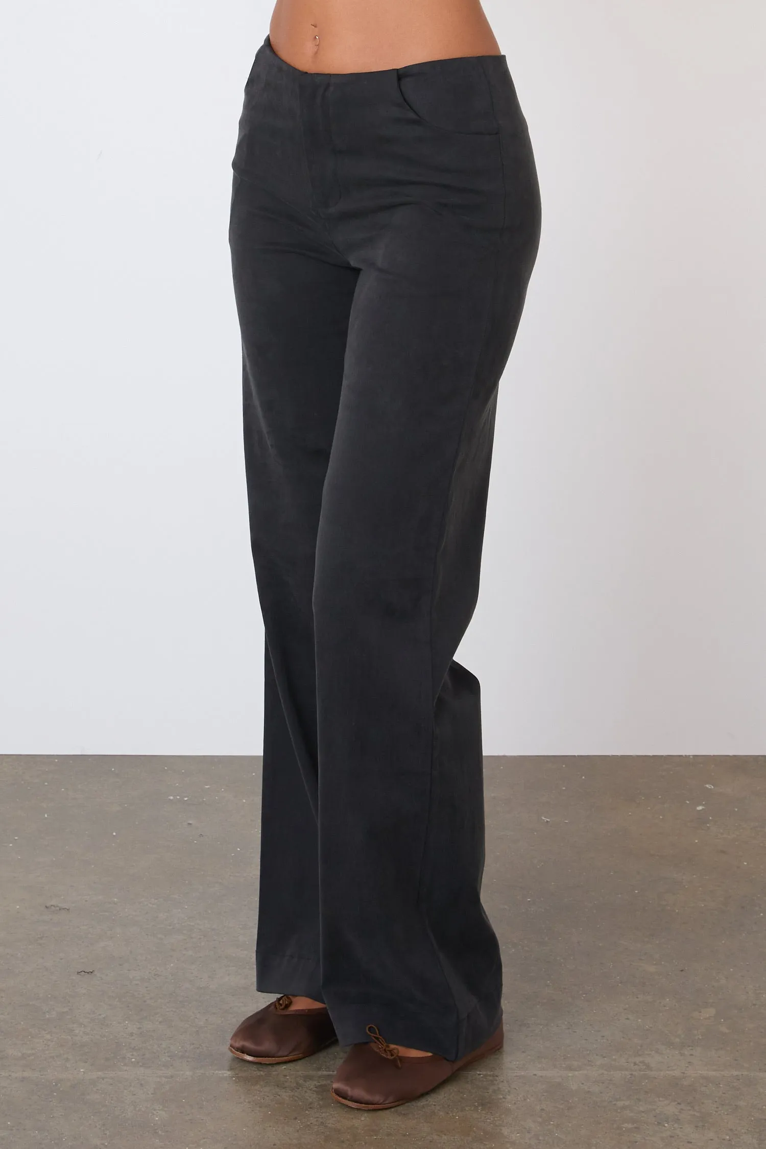 The Twiggy Travel Trousers, Onyx sold by Peachy Den product image thumbnail 2