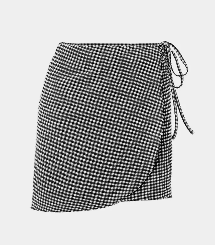 Gingham Seersucker Short Sarong - Black Gingham made by Hunza G