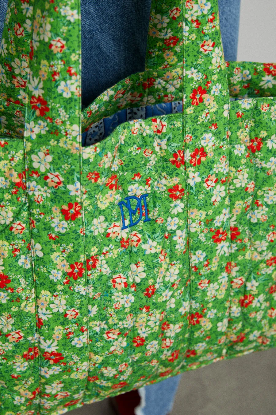 padded tote in reversible floral sold by Damson Madder product image thumbnail 3