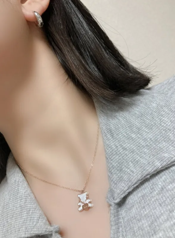 Kathryn Necklace IL403 sold by Lewkin
