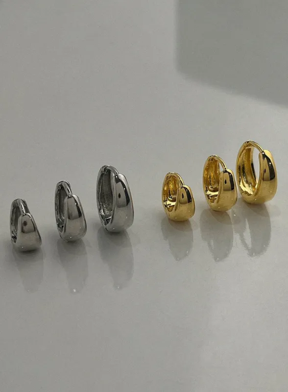 Bold Ring Earrings IL415 sold by Lewkin