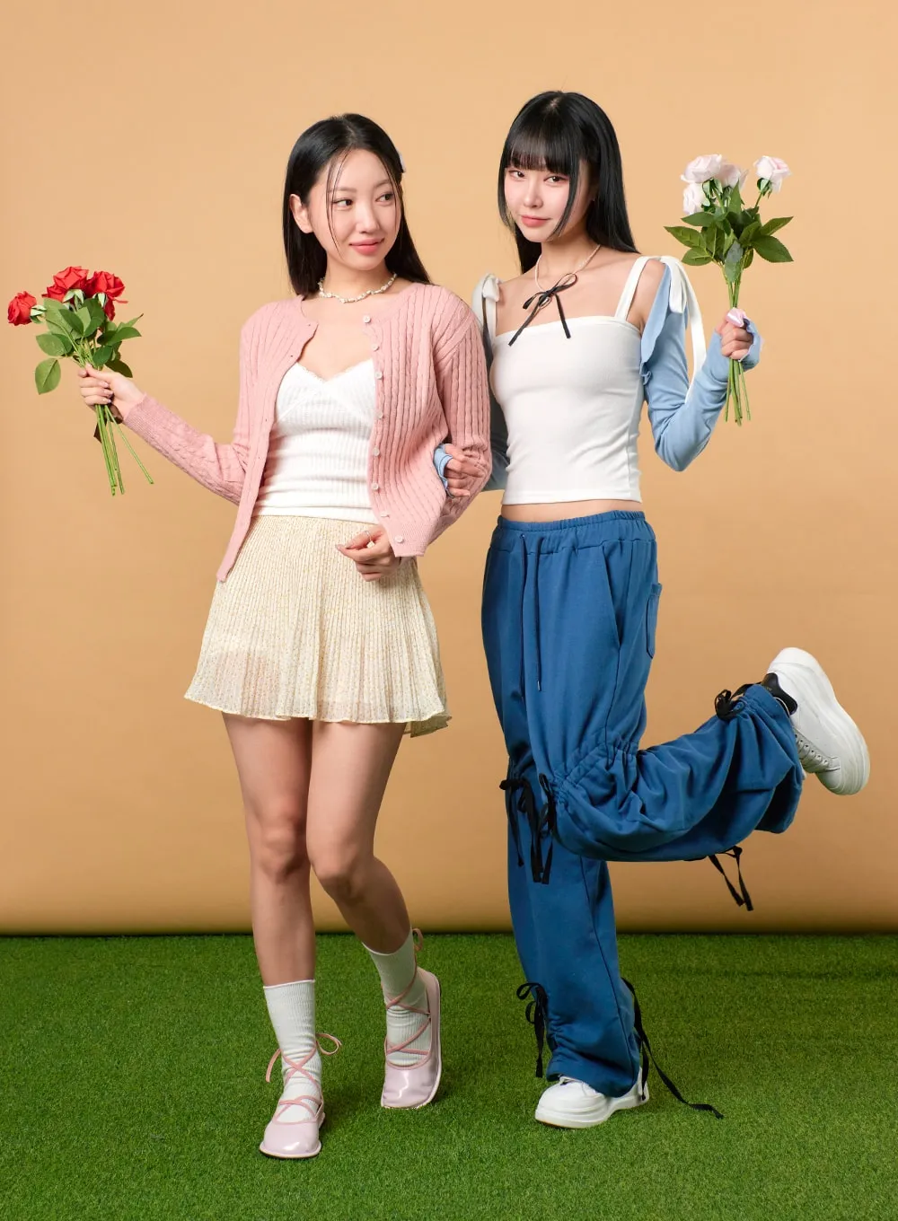 Drawstring Ribbon Detail Sweatpants IJ430 sold by Lewkin product image thumbnail 3