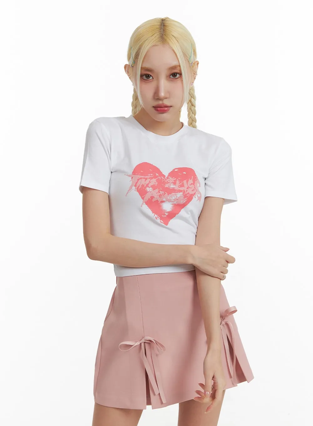 Heart Graphic T-Shirt IF408 sold by Lewkin product image thumbnail 4