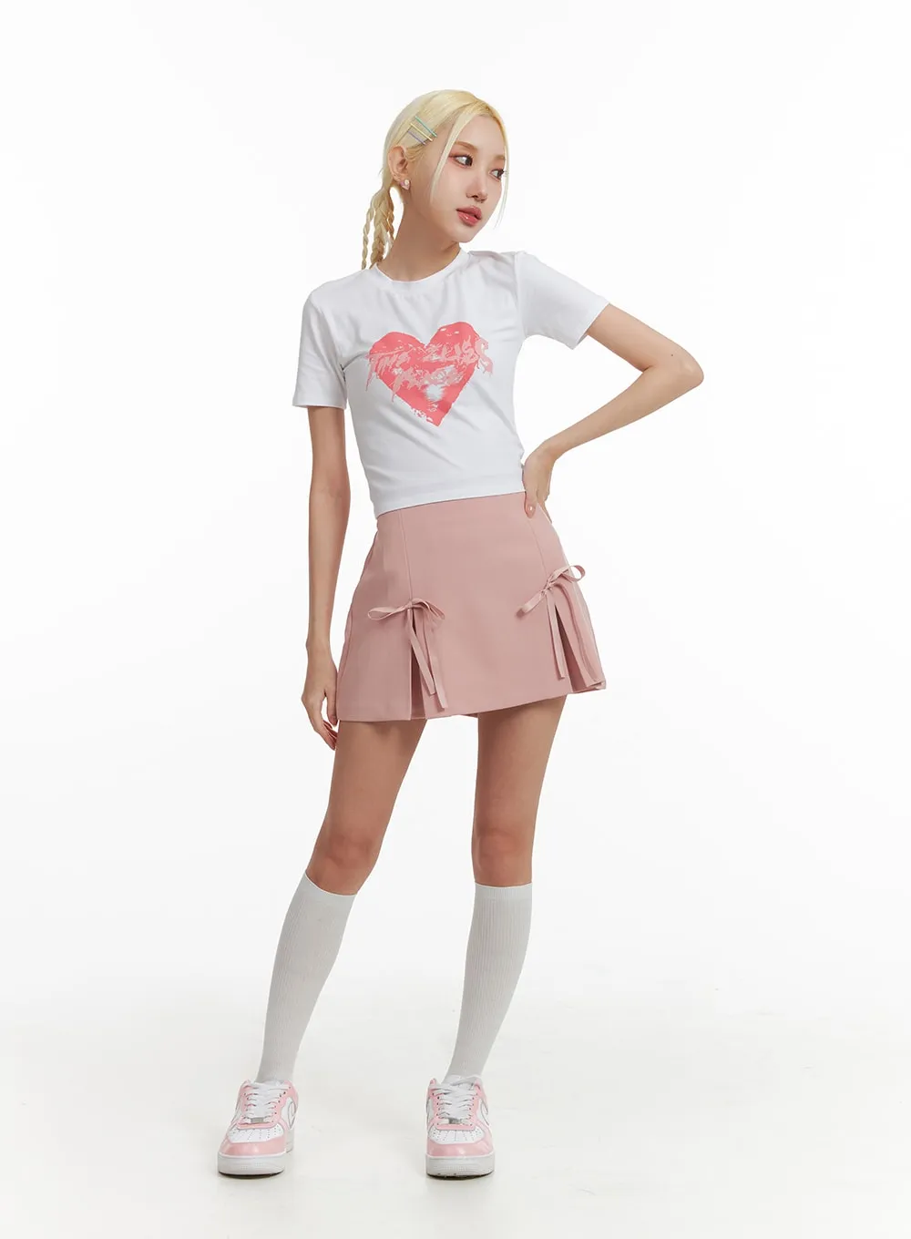 Heart Graphic T-Shirt IF408 sold by Lewkin product image thumbnail 5