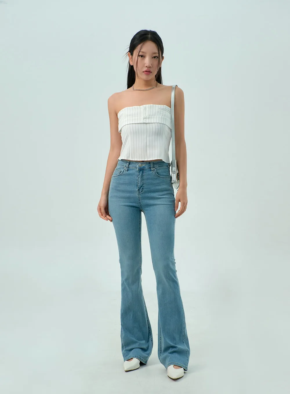 Light Wash Bootcut Jeans CY330 sold by Lewkin product image thumbnail 4