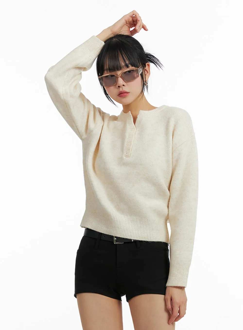 Solid Wool Blend V-Neck Sweater IF402 sold by Lewkin product image thumbnail 4
