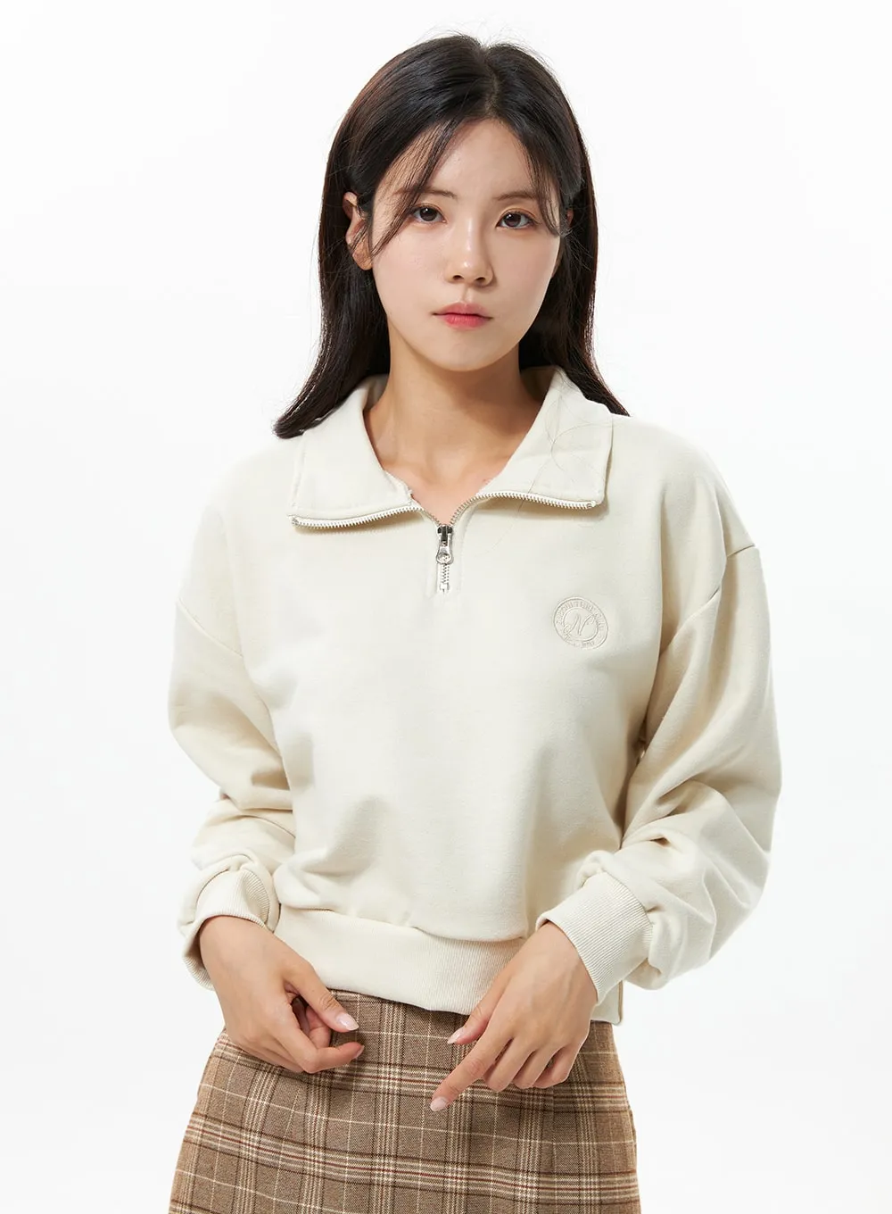 Wide Collar Half Zip Sweatshirt OS315 sold by Lewkin product image thumbnail 4