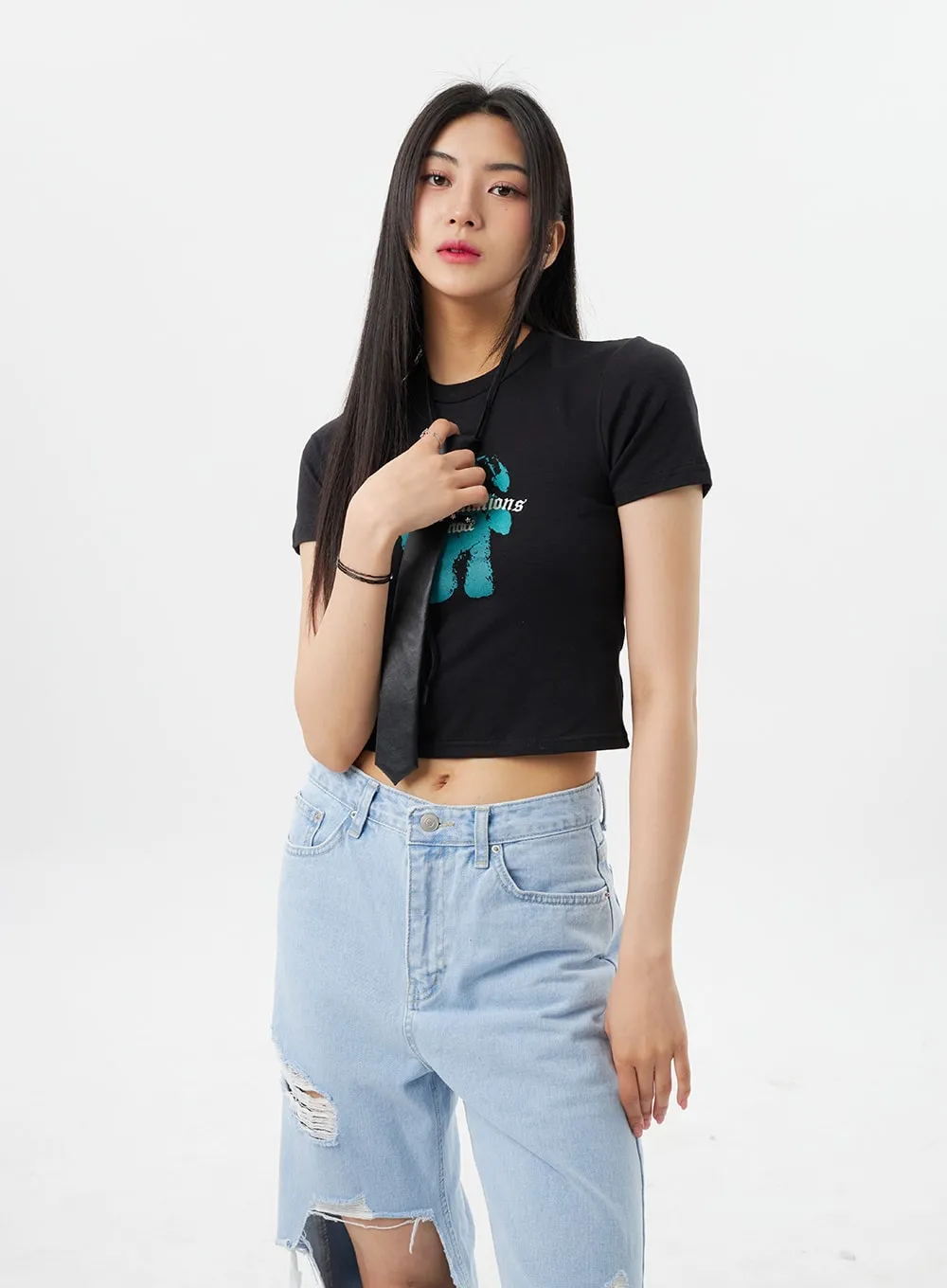 Light Wash Ripped Jeans BY325 sold by Lewkin product image thumbnail 5