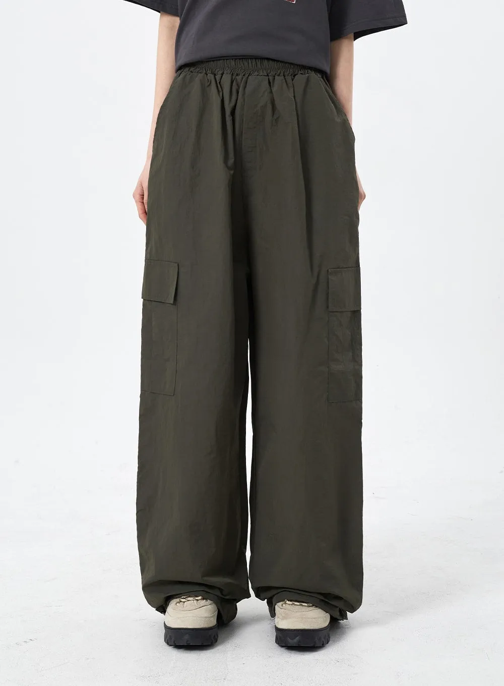 Two Color Nylon Set -Up Pants UNISEX CM310 sold by Lewkin product image thumbnail 3
