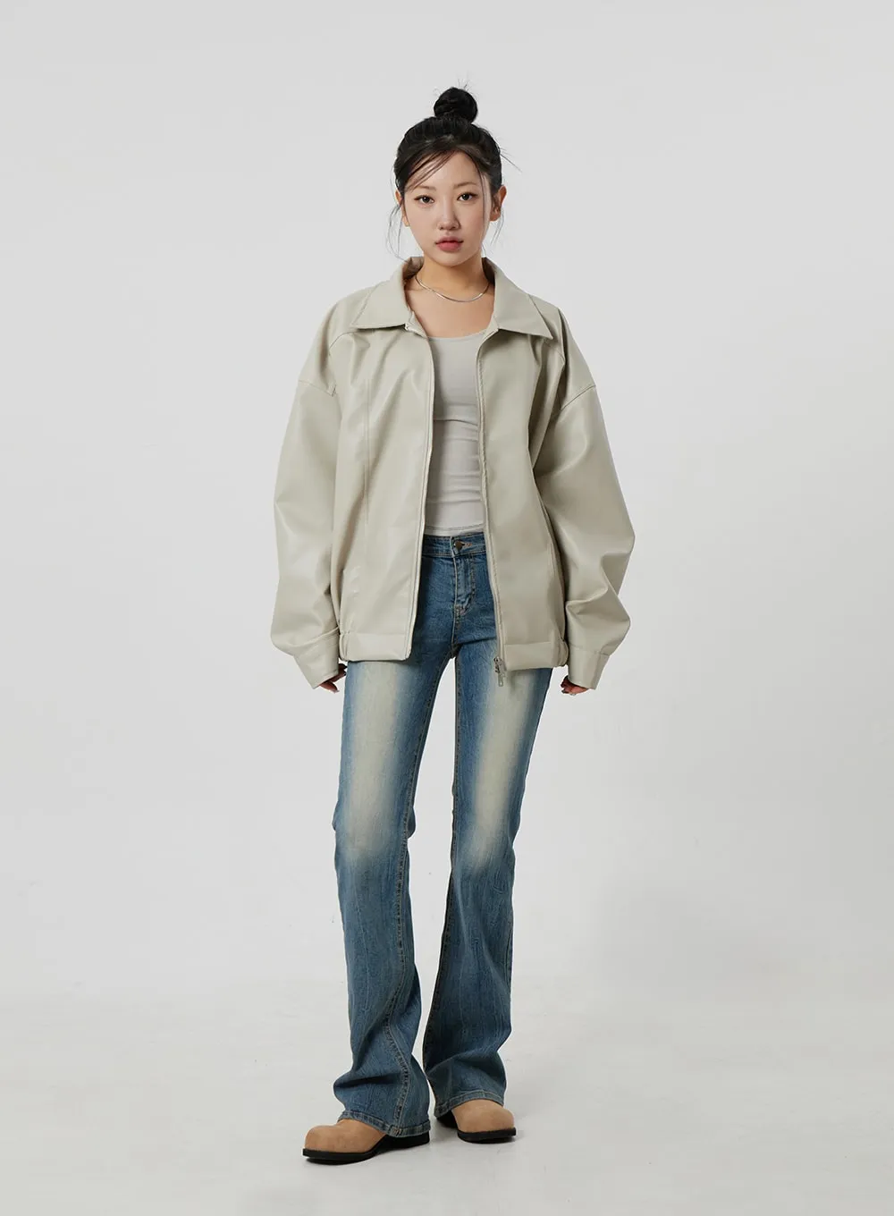 Low Rise Bootcut Jeans CF302 sold by Lewkin product image thumbnail 3