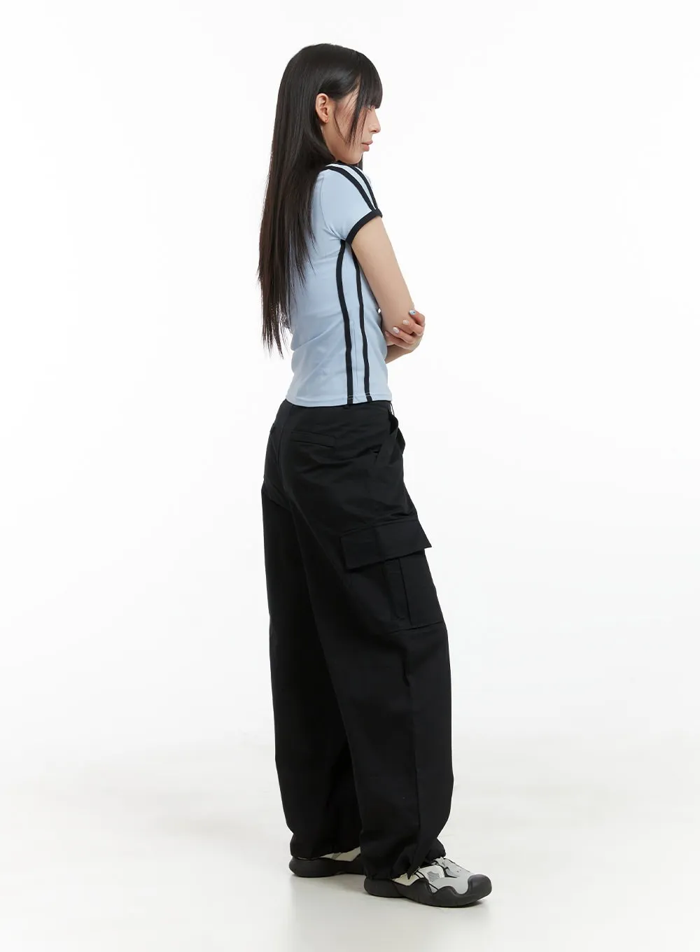 Blokecore Sporty V-Neck Crop Top CL422 sold by Lewkin product image thumbnail 3