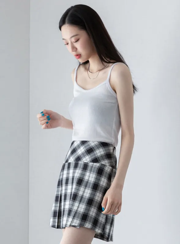 Essential Ribbed Cami Sleeveless Top F23 sold by Lewkin