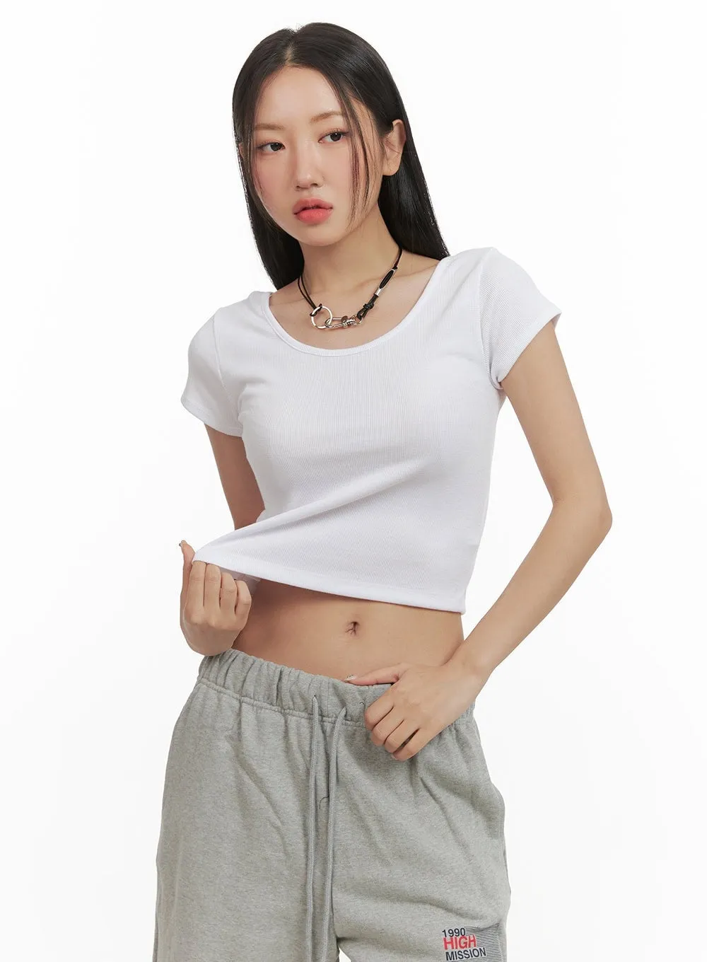 Basic U-Neck Crop Top CY423 sold by Lewkin