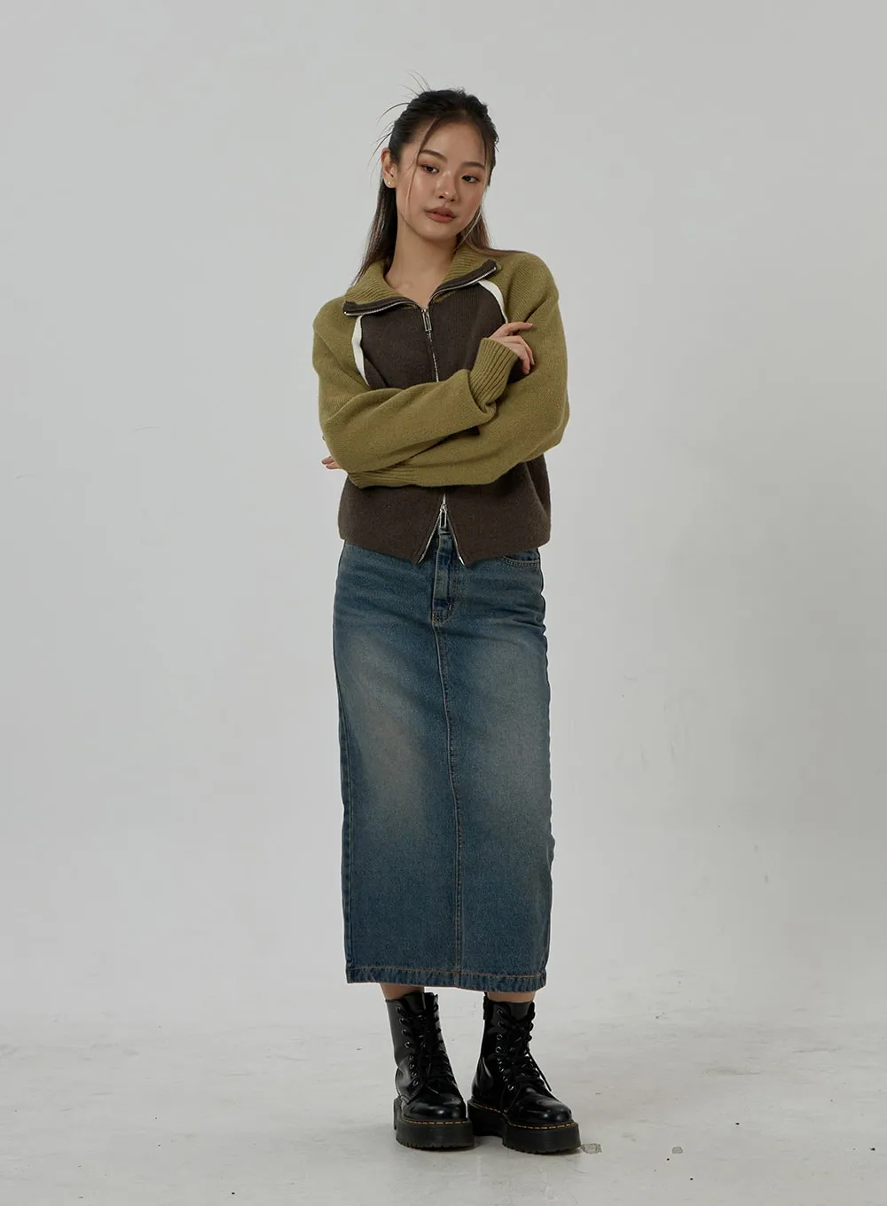 Back Slit Denim Maxi Skirt CD23 sold by Lewkin product image thumbnail 5