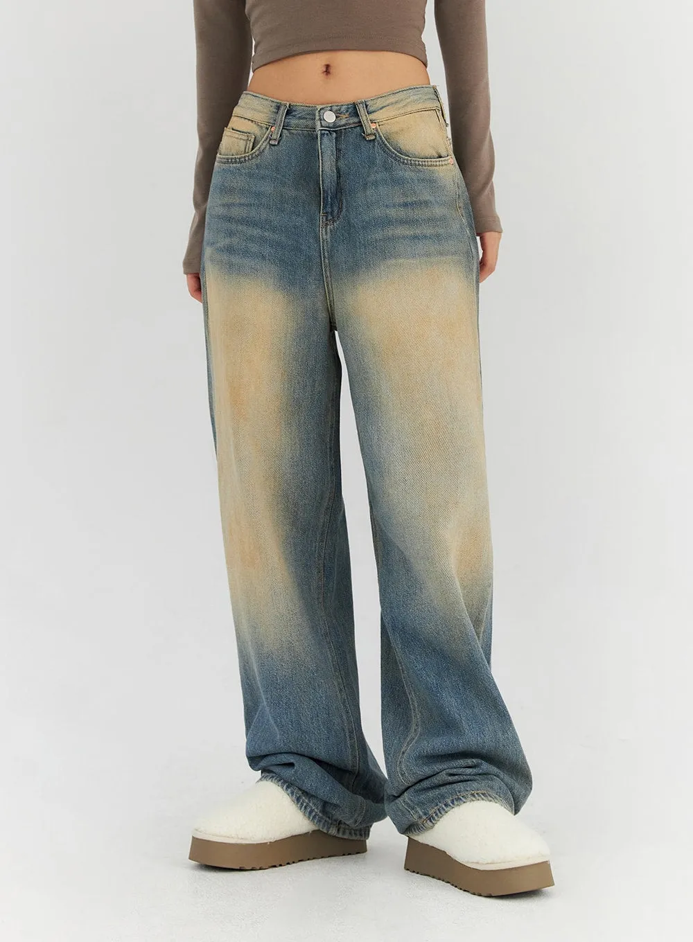 Light Washed Straight Leg Denim Jeans CN314 sold by Lewkin product image thumbnail 4