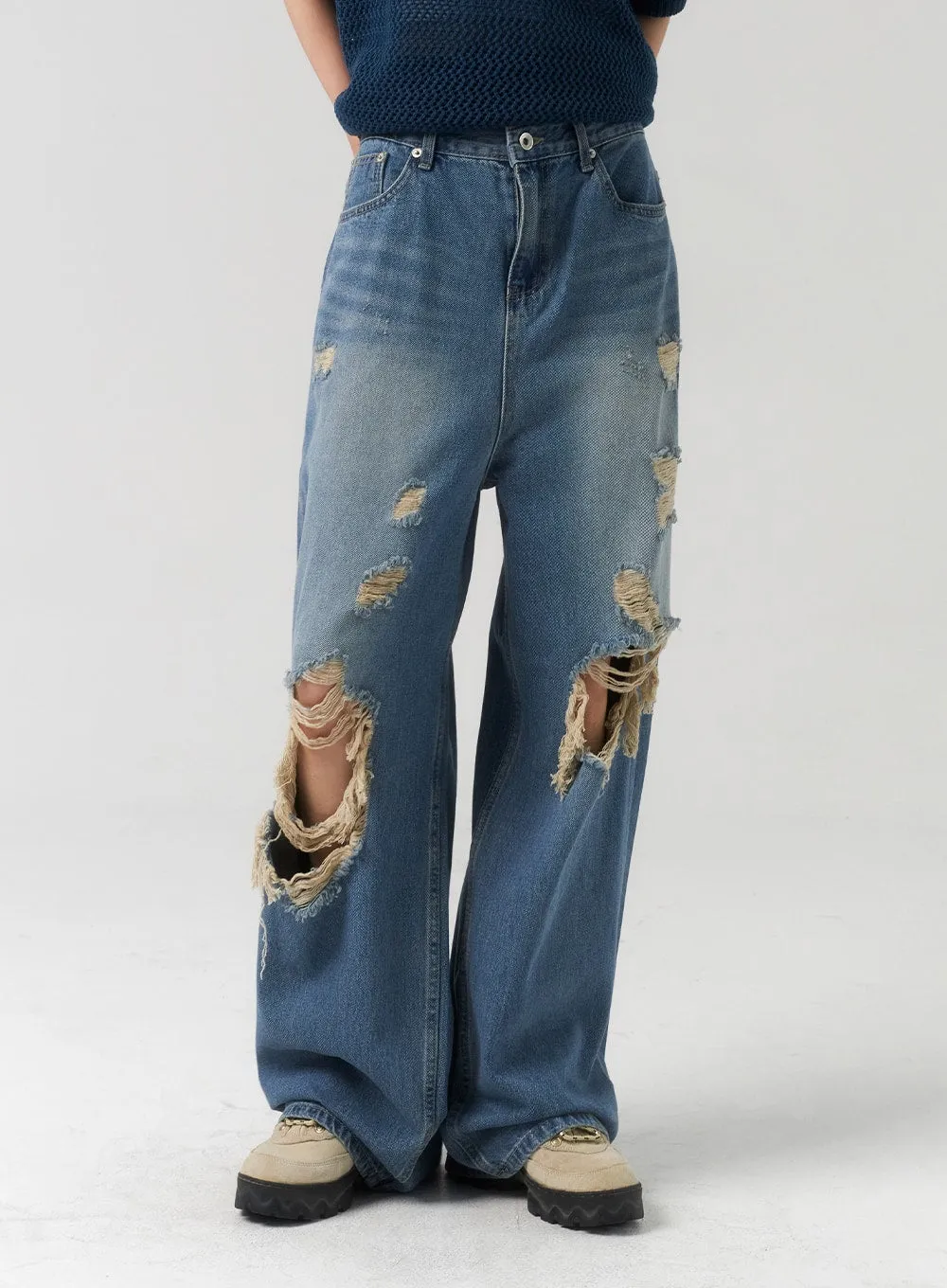 Mid-Wash Ripped Jeans Unisex CU319 sold by Lewkin product image thumbnail 2