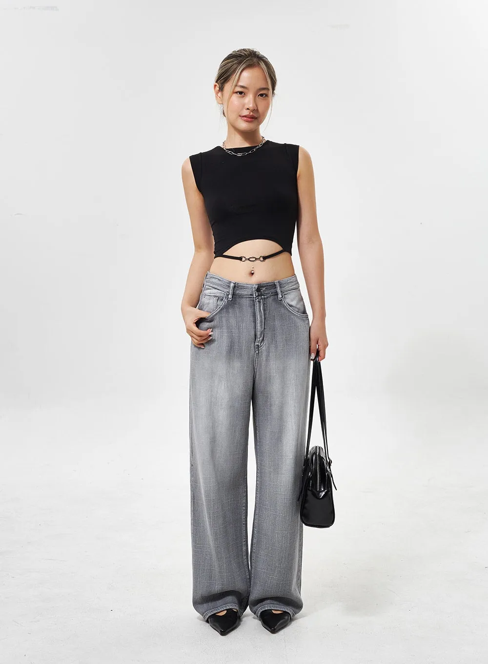 Chain Detail Cropped Top CY330 sold by Lewkin product image thumbnail 3