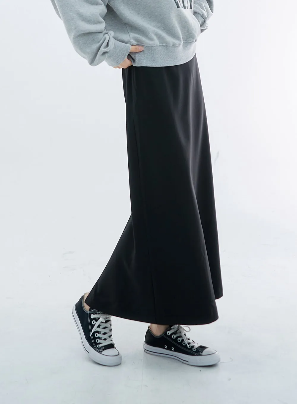 High Waist Simple Maxi Long Skirt OO04 sold by Lewkin product image thumbnail 3