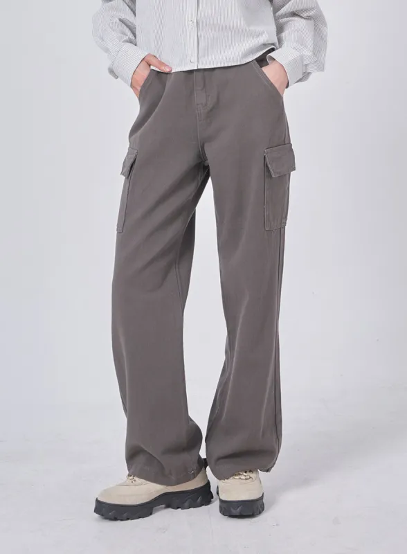 Wide Cargo Pants IF324 sold by Lewkin