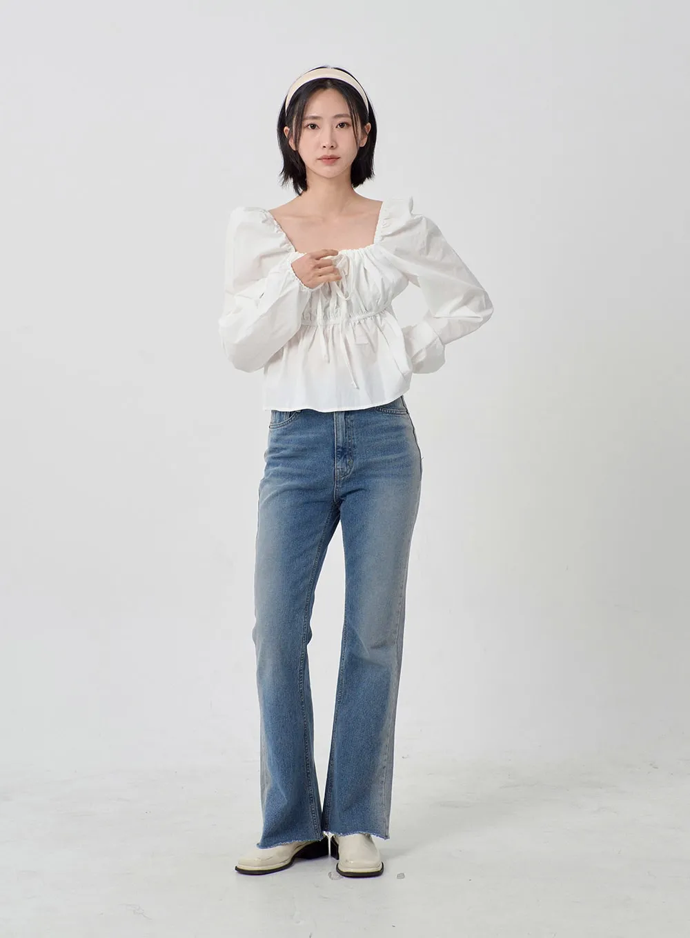 Light Washed Bootcut Jeans OD27 sold by Lewkin product image thumbnail 2