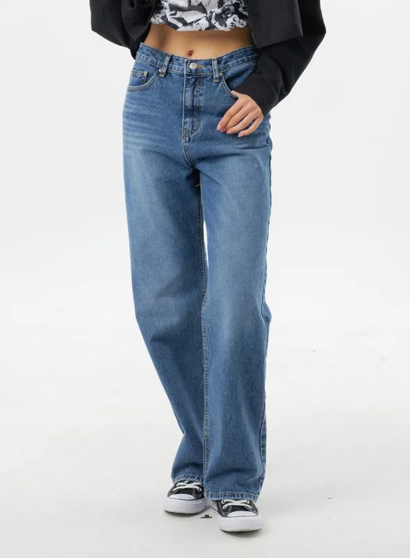 Mid-Rise Mid-Wash Jeans BY325 sold by Lewkin