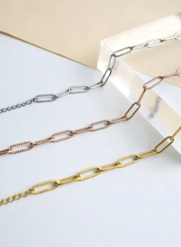 Seskia Bracelet IL411 sold by Lewkin