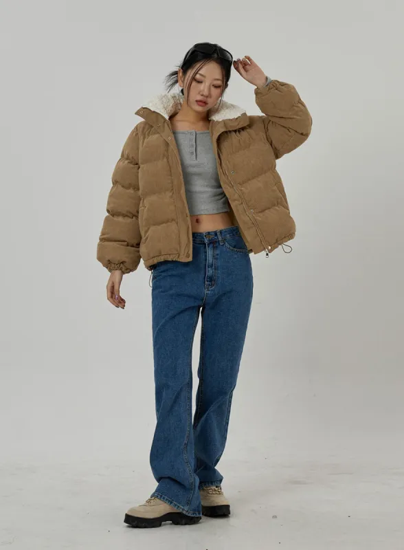 Wide Bootcut Jeans CD21 sold by Lewkin