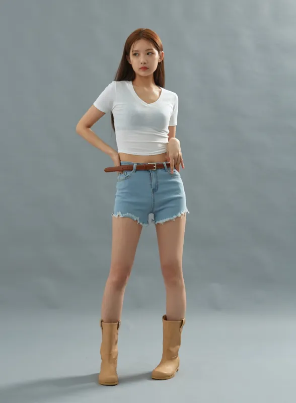 Isabella Cropped Short Denim Pants CU22 sold by Lewkin