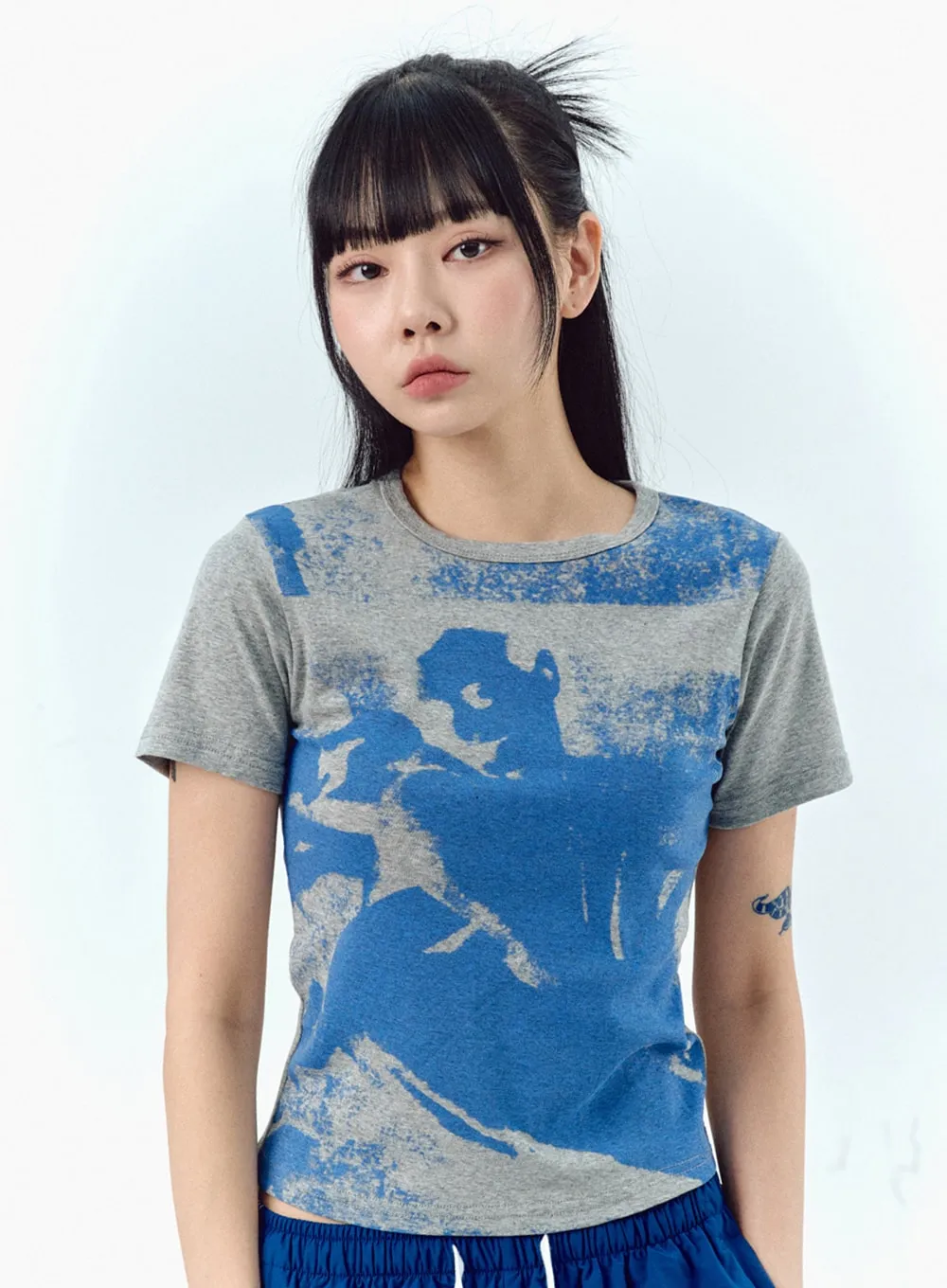 Graphic Cotton Tee IL303 sold by Lewkin product image thumbnail 5