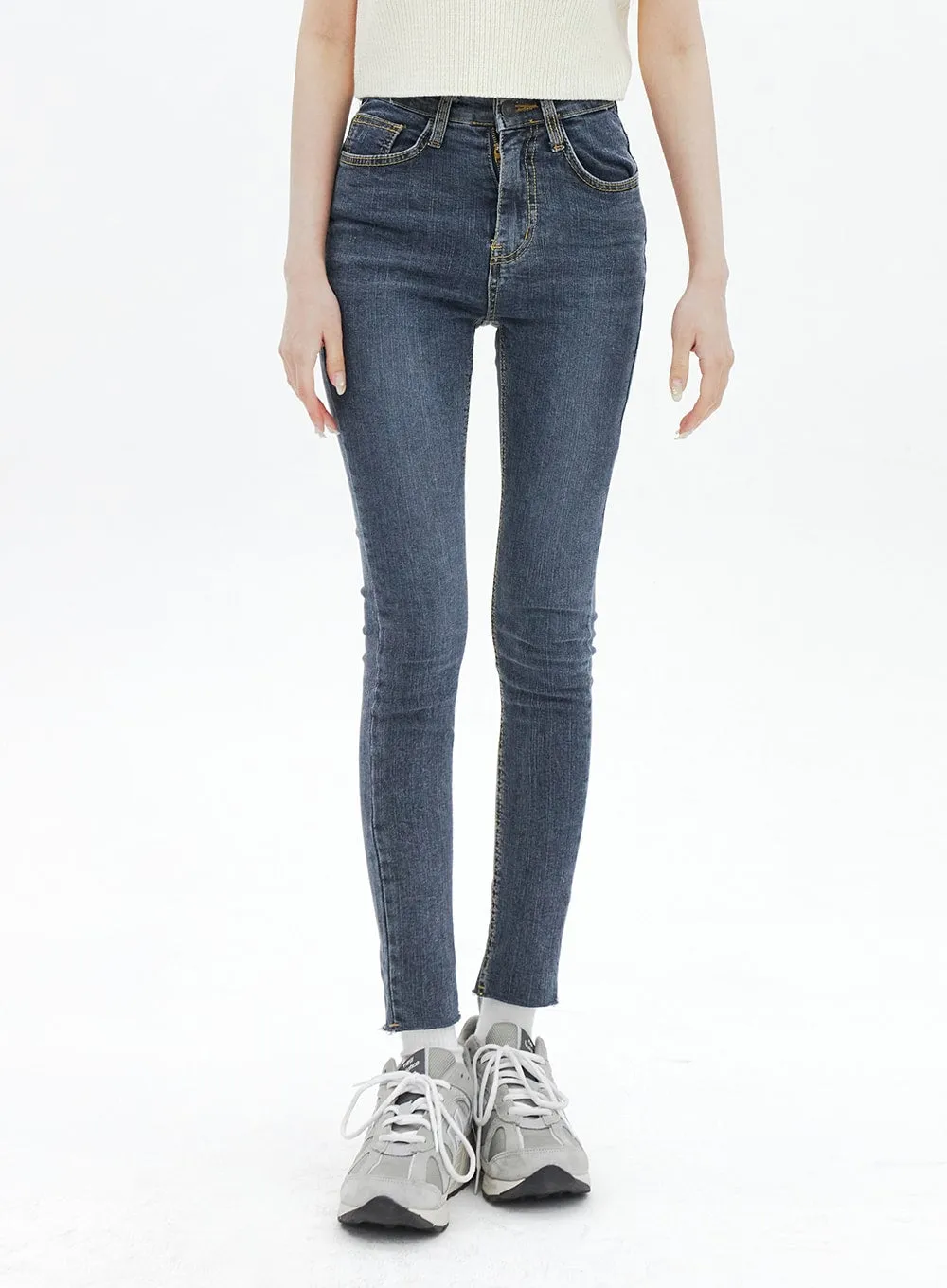 Skinny Ankle Jeans BA321 sold by Lewkin product image thumbnail 2