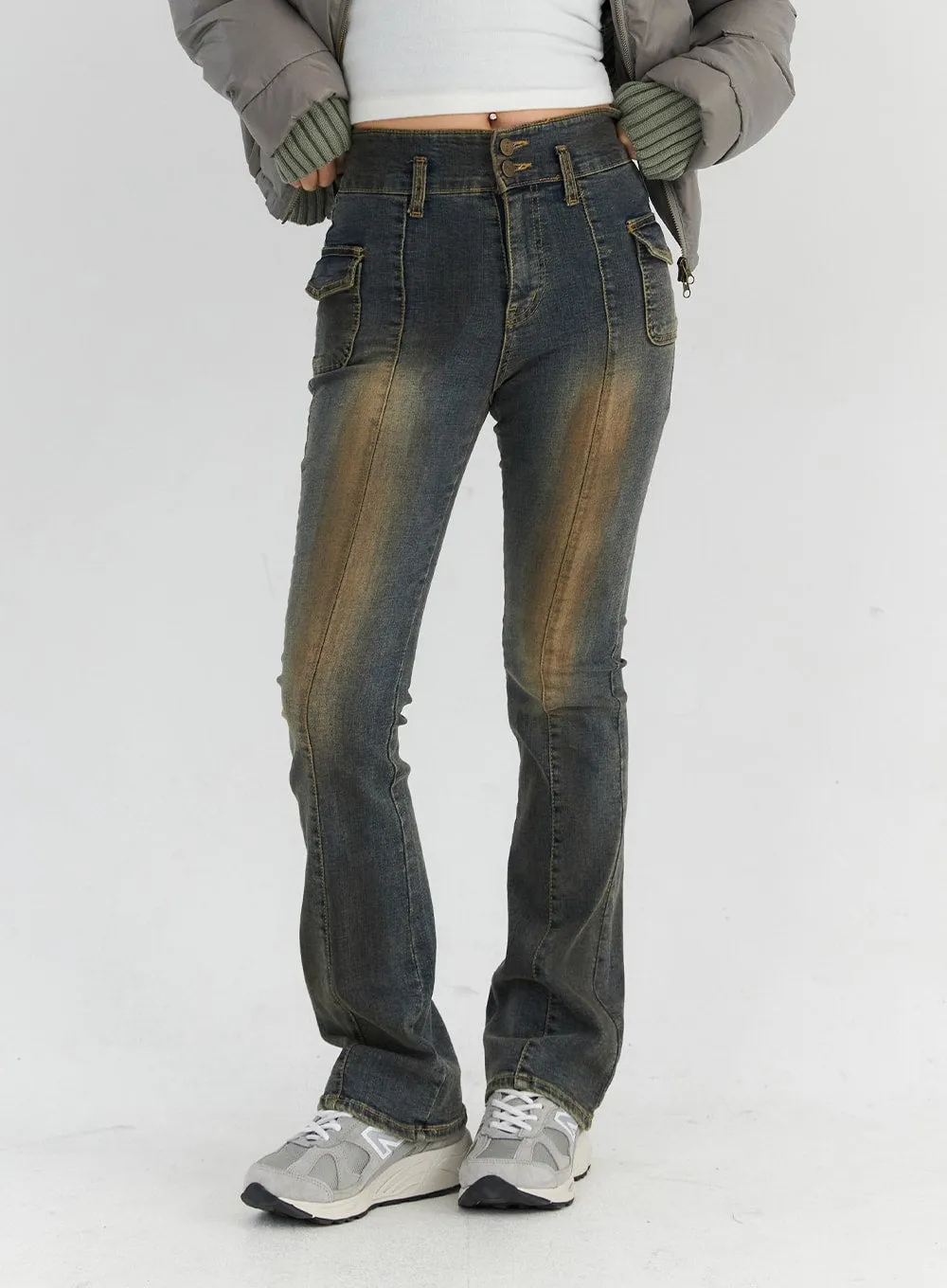 Two-Button Bootcut Washed Denim CN313 sold by Lewkin product image thumbnail 4