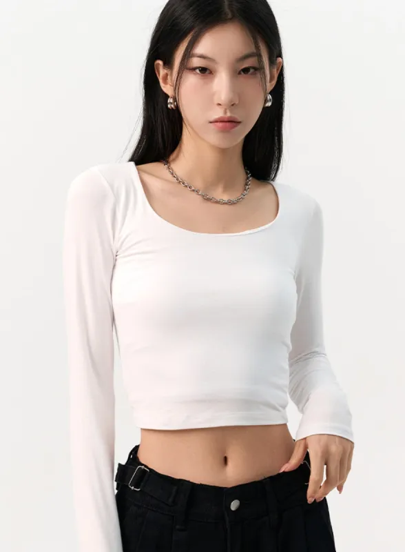 SlimFit U-Neck Crop Top IO320 sold by Lewkin