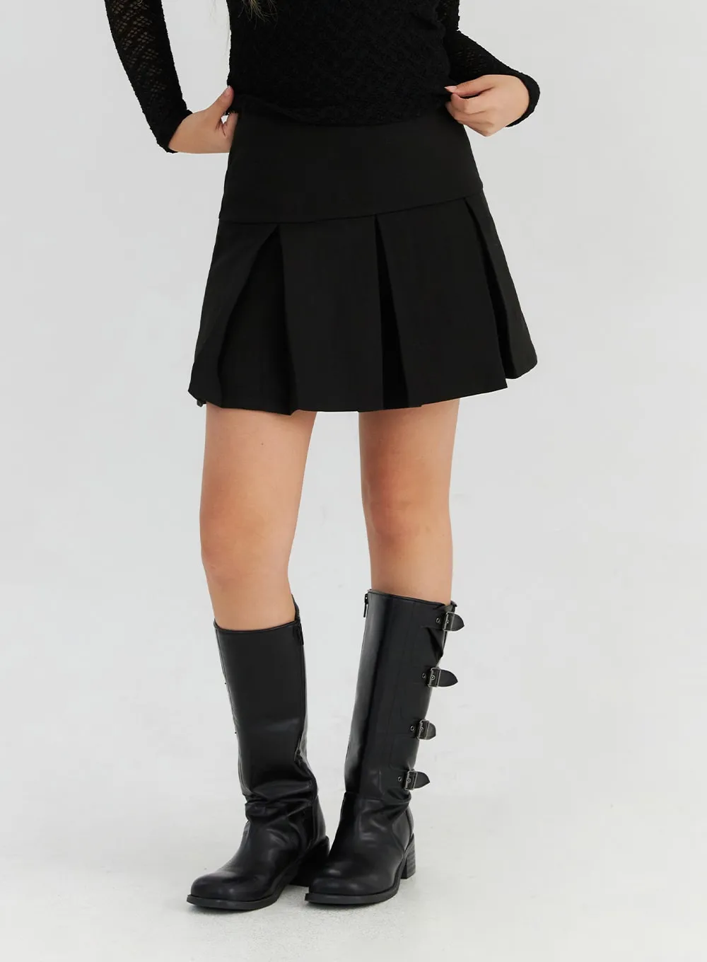 Pleated Mini Skirt CN313 sold by Lewkin product image thumbnail 4