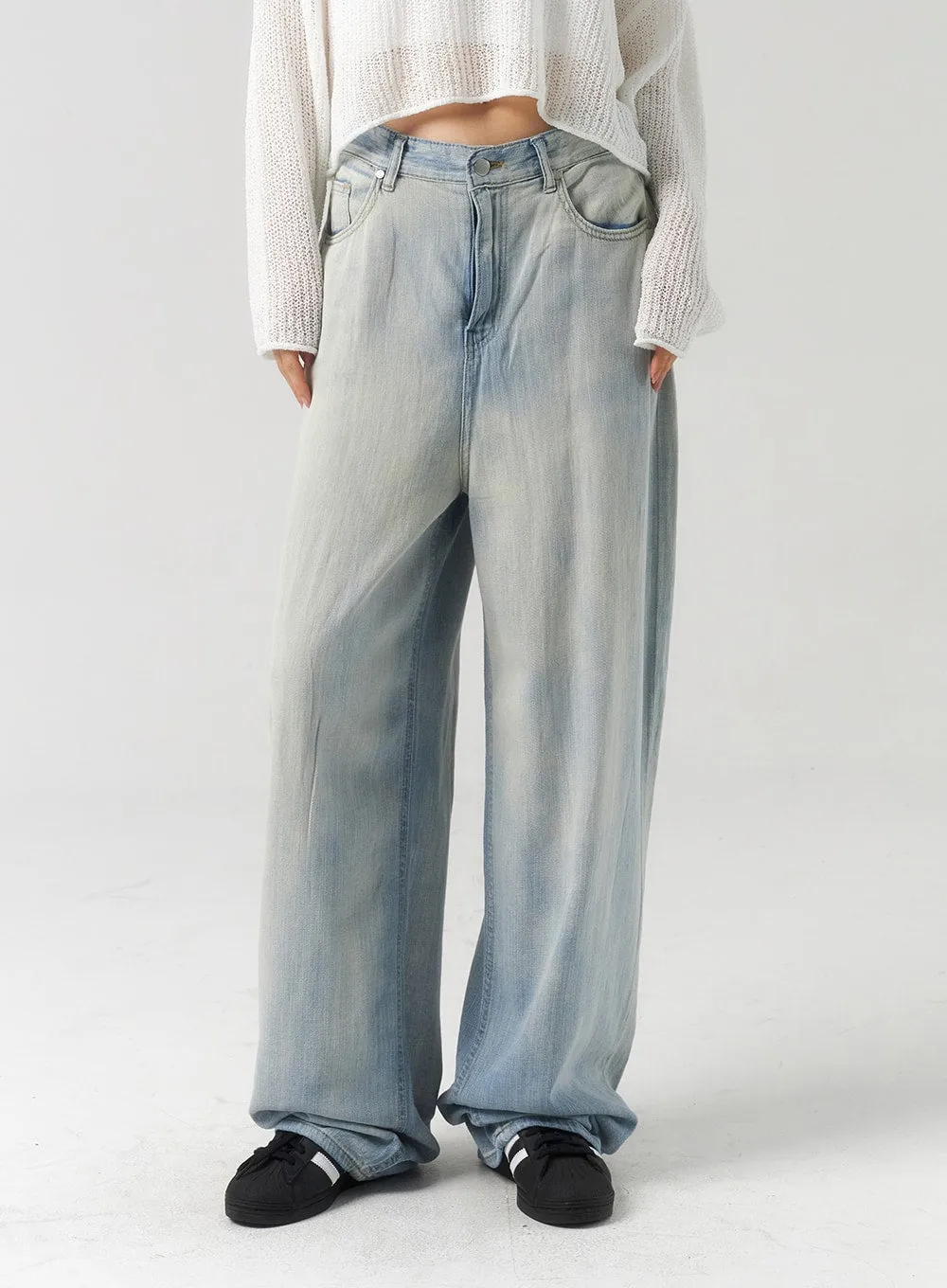 Baggy Low Rise Jeans CU322 sold by Lewkin product image thumbnail 5