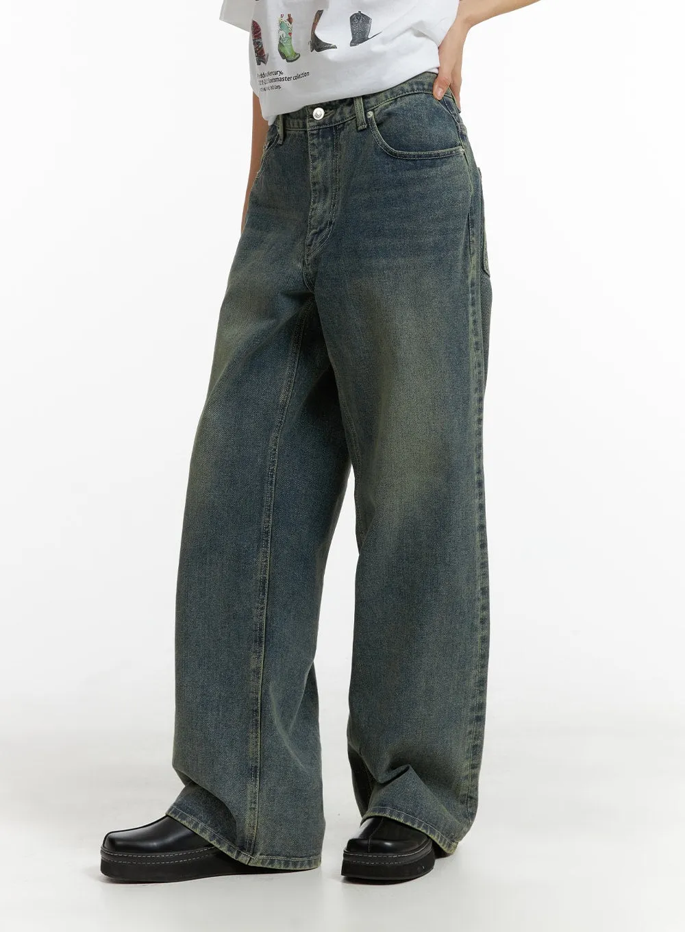 Urban Chic Washed Straight Unisex Jeans CM407 sold by Lewkin product image thumbnail 2