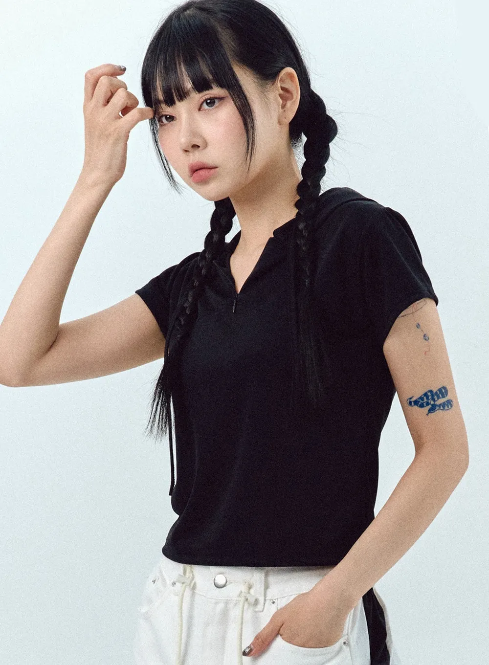 Half Zip-Up Hoodie Tee IL303 sold by Lewkin product image thumbnail 4