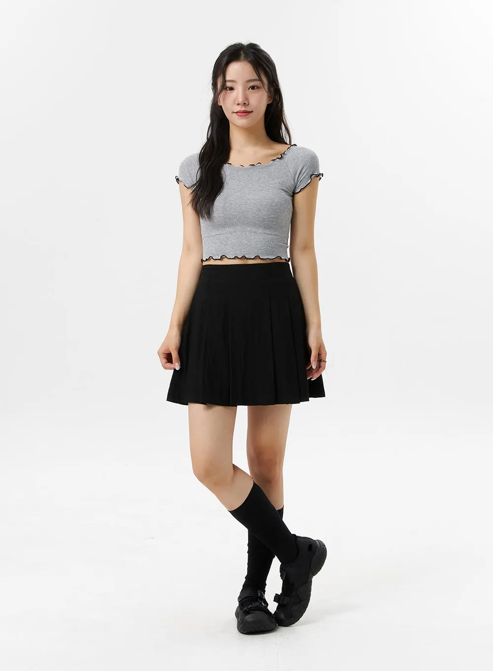 Wavy Hem Cropped Tee OL320 sold by Lewkin product image thumbnail 2