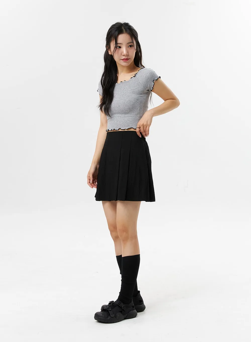 Wavy Hem Cropped Tee OL320 sold by Lewkin product image thumbnail 3