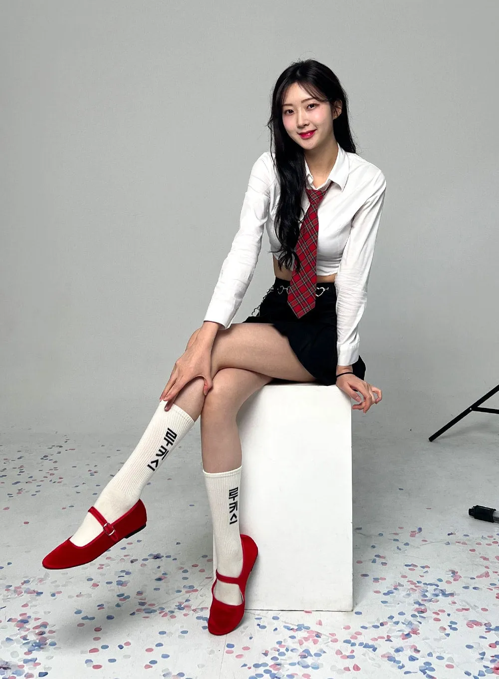 Lewkiss Korean Lettering Socks IO19 sold by Lewkin product image thumbnail 3