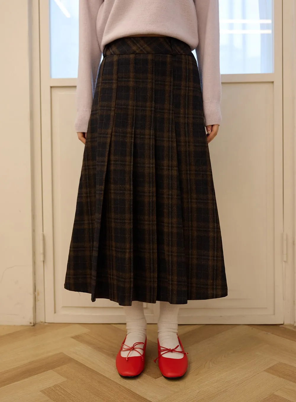 Plaid Pleated Maxi Skirt OD327 sold by Lewkin product image thumbnail 2