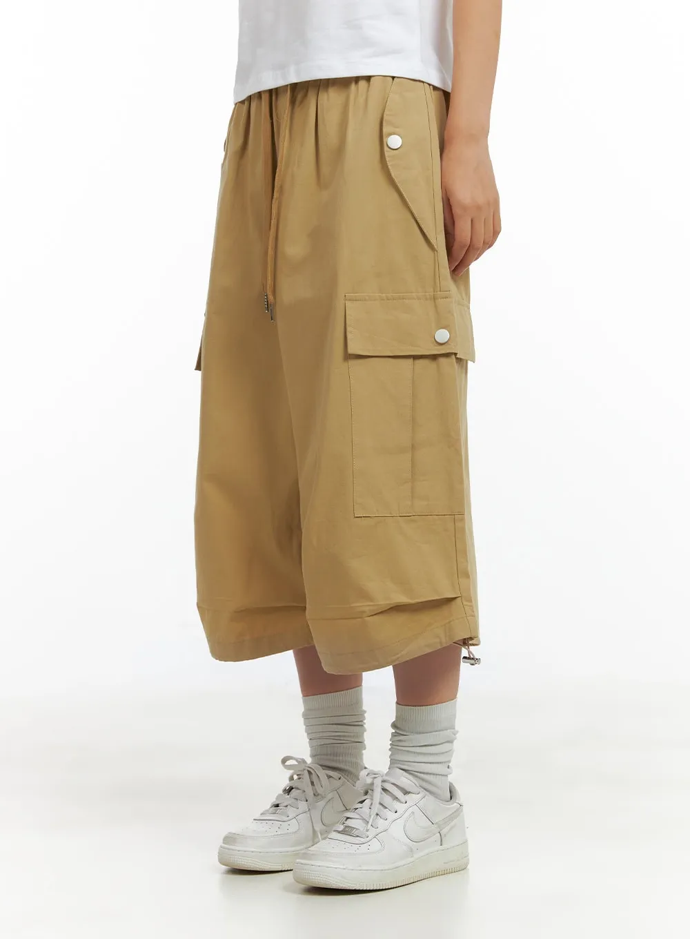 Midi Cargo Shorts CL418 sold by Lewkin product image thumbnail 3