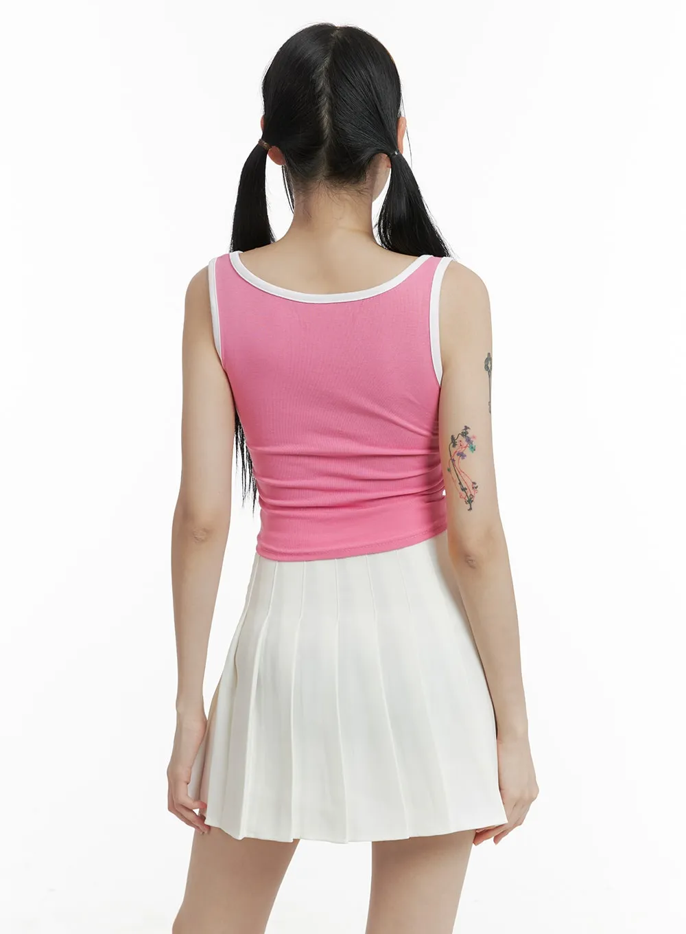 Contrasting Round Neck Tank Top OM426 sold by Lewkin product image thumbnail 4