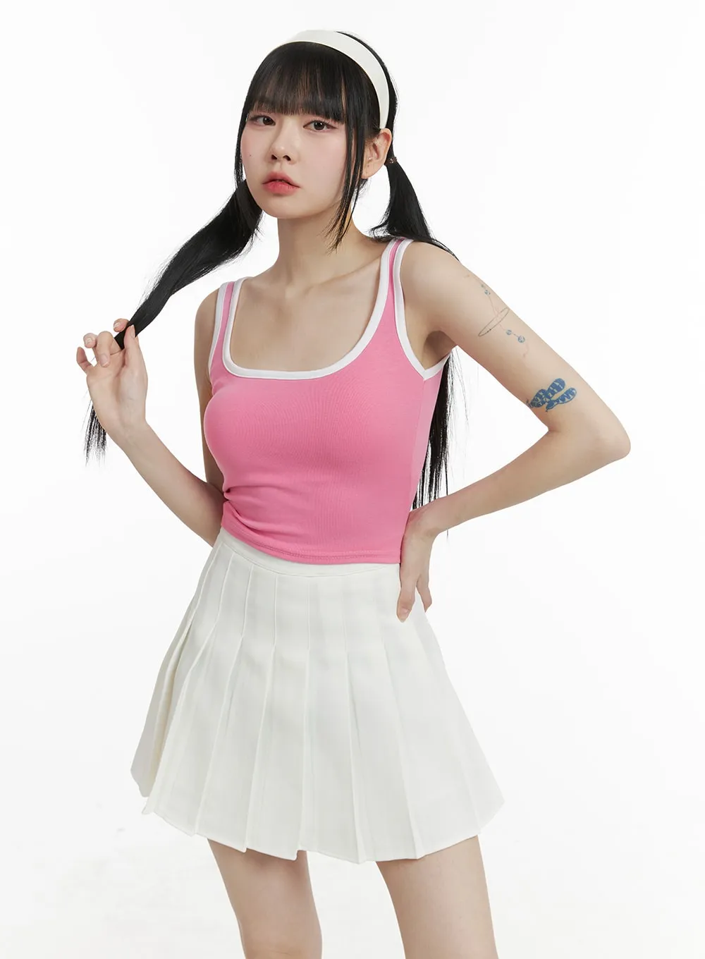 Contrasting Round Neck Tank Top OM426 sold by Lewkin