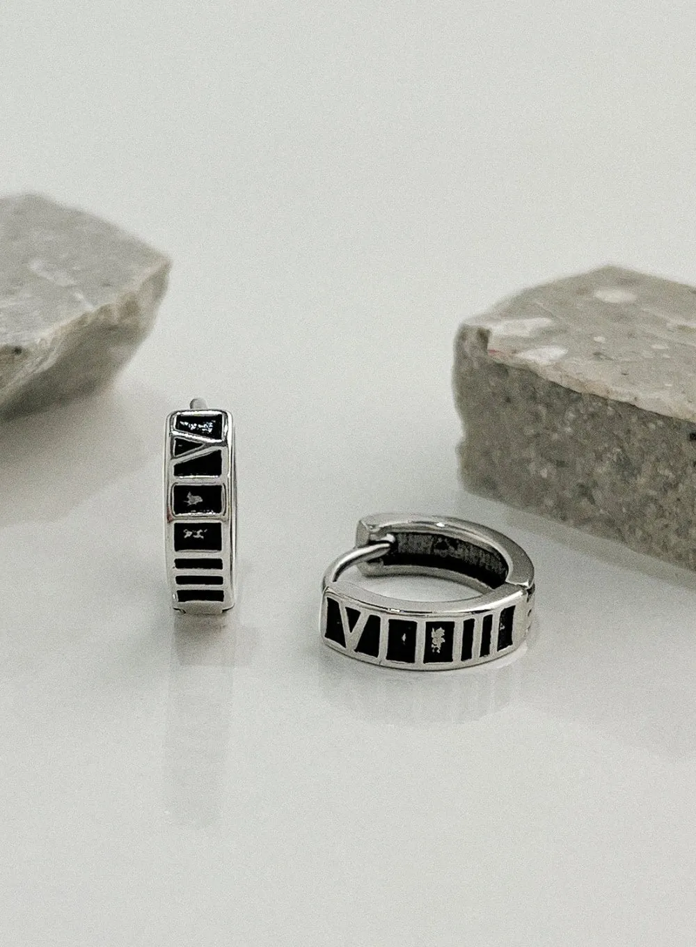 Rom Number Earrings IL415 sold by Lewkin