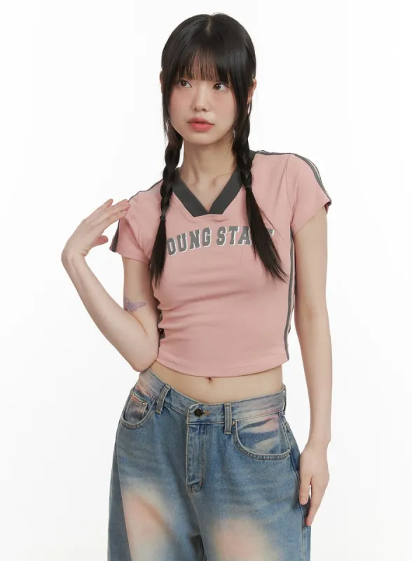 Contrasting V-Neck Graphic Crop Tee CY414 sold by Lewkin